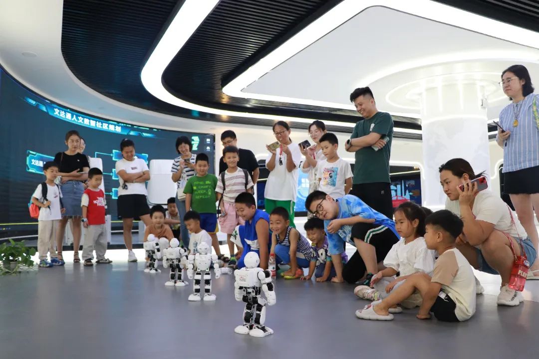 知無央，愛無疆丨科普研學(xué)，走進文達通股份數(shù)字城市展館